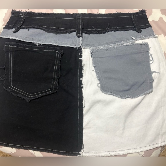 New Black and White Patchwork Denim Skirt - Picture 3 of 3